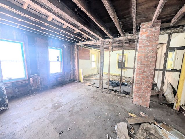 77 Heidelberg Street, Rochester, NY 14609