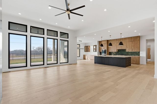 3980 E Dunrobin Drive, Springfield, MO 65809