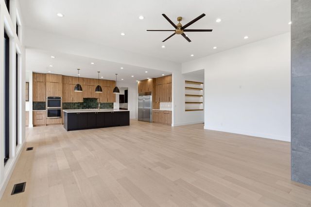 3980 E Dunrobin Drive, Springfield, MO 65809