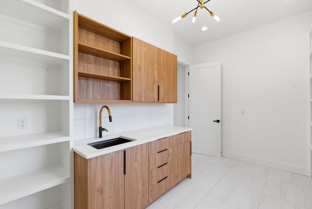 3980 E Dunrobin Drive, Springfield, MO 65809