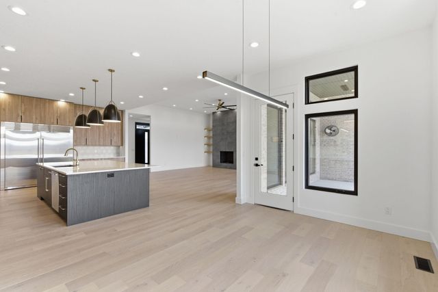 3980 E Dunrobin Drive, Springfield, MO 65809