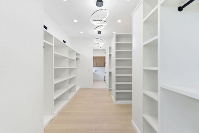 3980 E Dunrobin Drive, Springfield, MO 65809