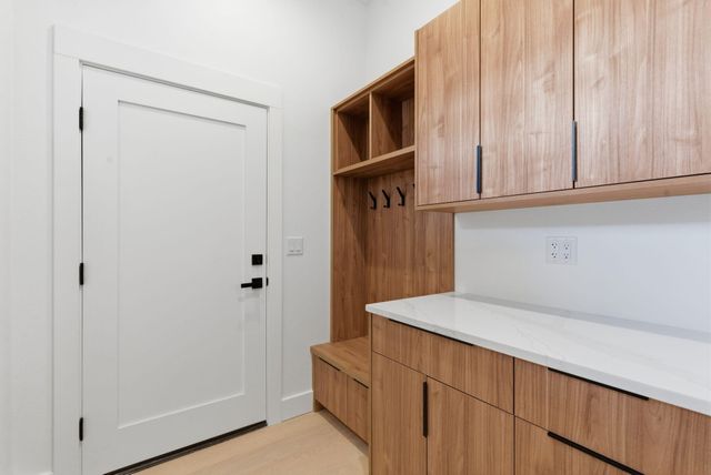 3980 E Dunrobin Drive, Springfield, MO 65809