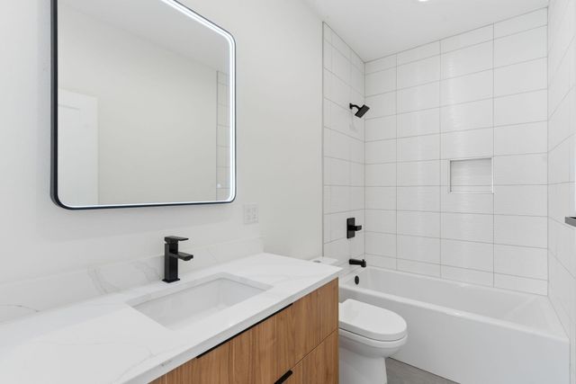 3980 E Dunrobin Drive, Springfield, MO 65809