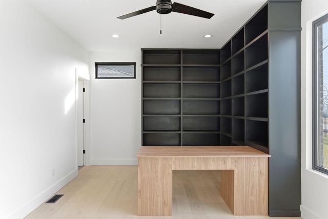 3980 E Dunrobin Drive, Springfield, MO 65809