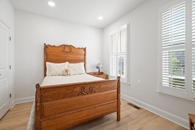 1120 HOLDEN RD, Frederick, MD 21701