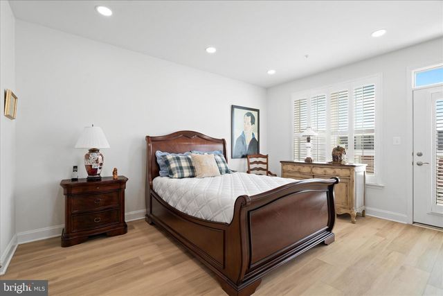 1120 HOLDEN RD, Frederick, MD 21701