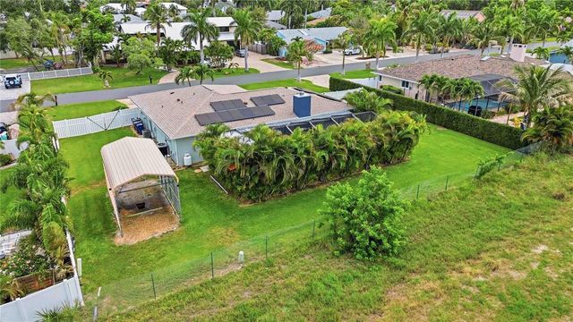 8003 19TH AVENUE DRIVE W, Bradenton, FL 34209