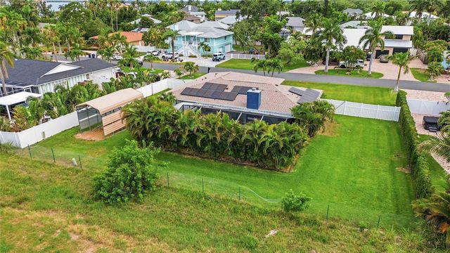 8003 19TH AVENUE DRIVE W, Bradenton, FL 34209