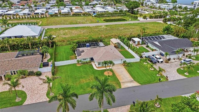 8003 19TH AVENUE DRIVE W, Bradenton, FL 34209