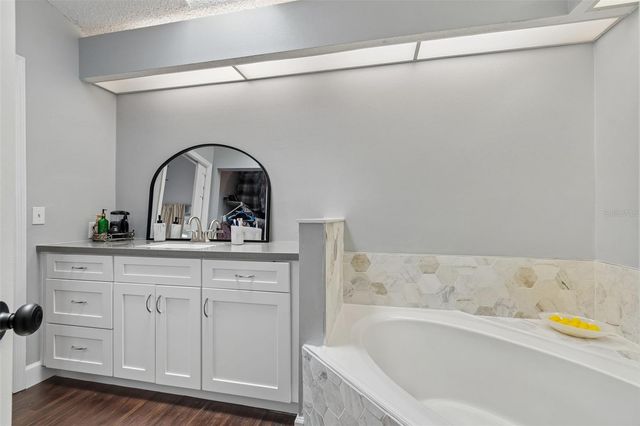 10454 CASA GRANDE CIRCLE, Spring Hill, FL 34608