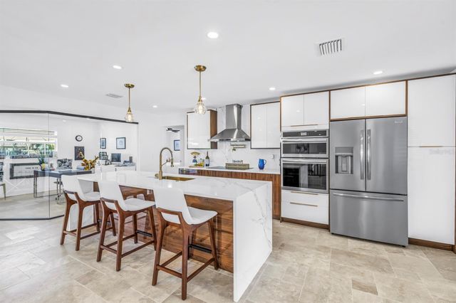 795 CAPRI BOULEVARD, Treasure Island, FL 33706