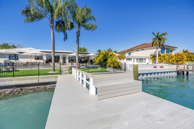 795 CAPRI BOULEVARD, Treasure Island, FL 33706