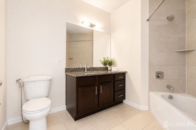 723 Lorhan Drive, Piscataway, NJ 08854