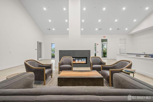 723 Lorhan Drive, Piscataway, NJ 08854