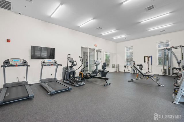 723 Lorhan Drive, Piscataway, NJ 08854