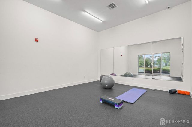 723 Lorhan Drive, Piscataway, NJ 08854