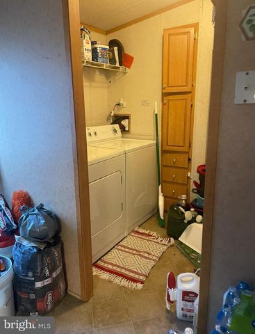 146 PATUXENT MOBILE EST, Lothian, MD 20711