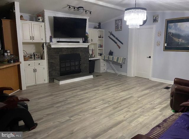 146 PATUXENT MOBILE EST, Lothian, MD 20711