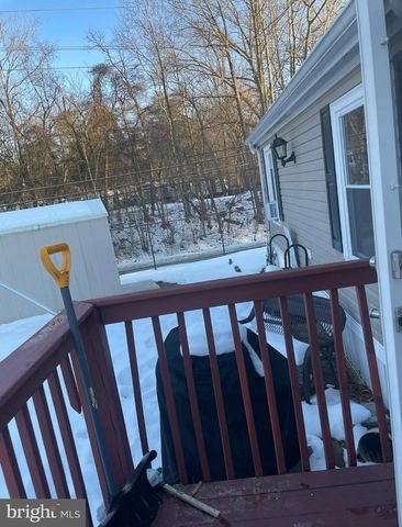 146 PATUXENT MOBILE EST, Lothian, MD 20711