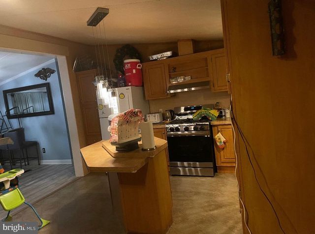 146 PATUXENT MOBILE EST, Lothian, MD 20711