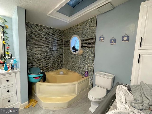 146 PATUXENT MOBILE EST, Lothian, MD 20711