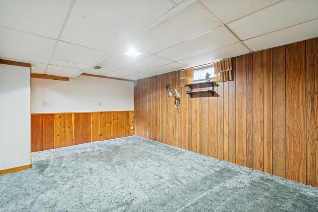 4611 W Kiley AVENUE, Milwaukee, WI 53223