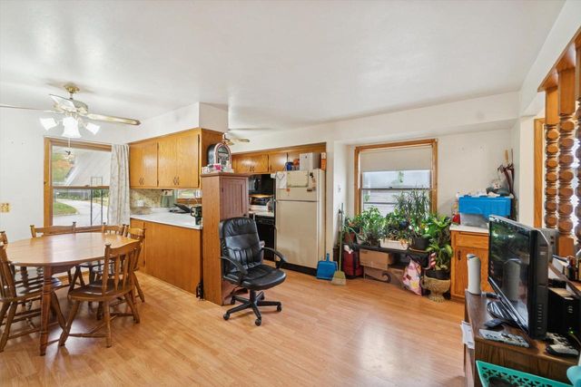 4611 W Kiley AVENUE, Milwaukee, WI 53223