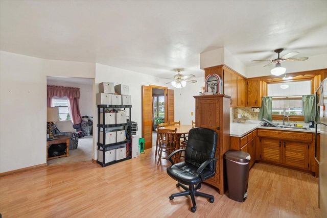 4611 W Kiley AVENUE, Milwaukee, WI 53223