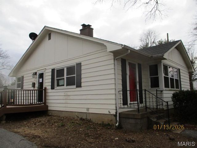 6 Saint Clair Lake Drive, Swansea, IL 62226