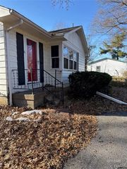 6 Saint Clair Lake Drive, Swansea, IL 62226