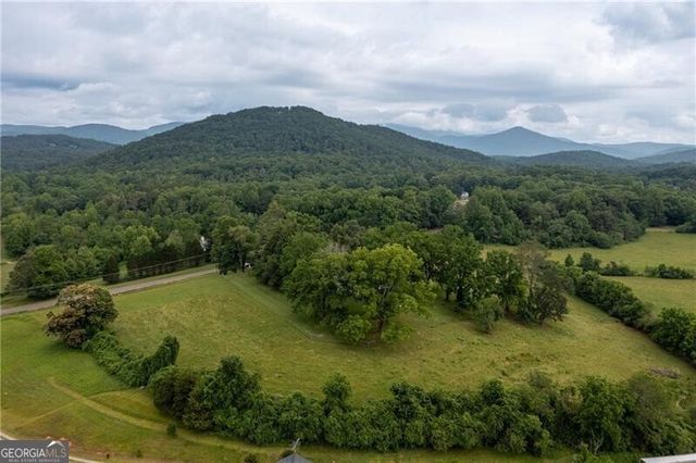 1526 Highway 255 N, Sautee Nacoochee, GA 30571