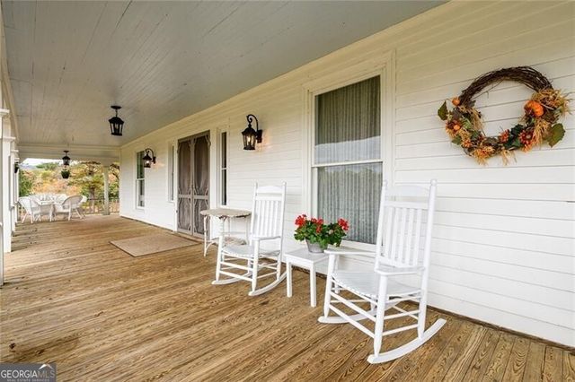 1526 Highway 255 N, Sautee Nacoochee, GA 30571