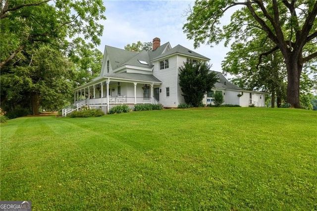 1526 Highway 255 N, Sautee Nacoochee, GA 30571