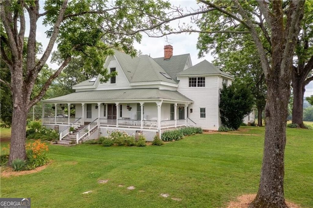 1526 Highway 255 N, Sautee Nacoochee, GA 30571