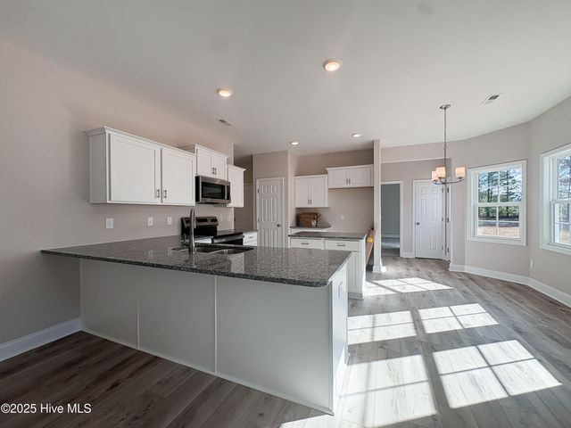 912 Wild Azalea Way, Hubert, NC 28539