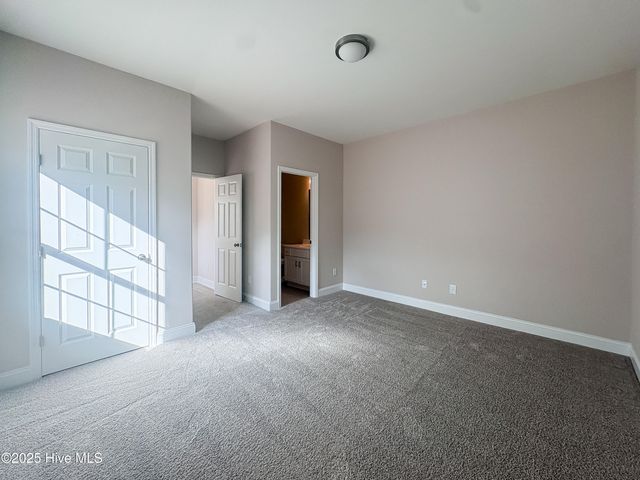 912 Wild Azalea Way, Hubert, NC 28539