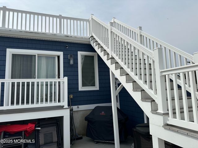 988 Capstan Drive, Forked River, NJ 08731