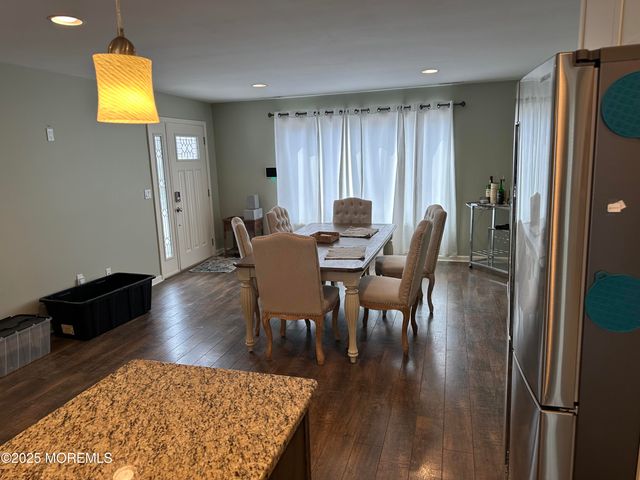 988 Capstan Drive, Forked River, NJ 08731