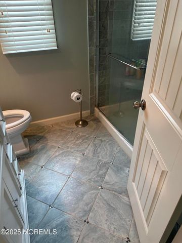 988 Capstan Drive, Forked River, NJ 08731