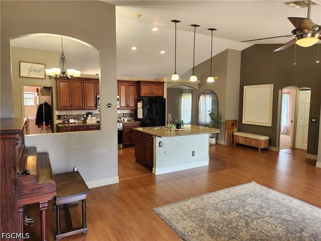 2508 NW 12th ST, Cape Coral, FL 33993