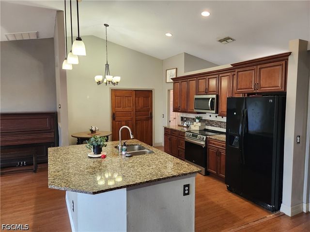 2508 NW 12th ST, Cape Coral, FL 33993