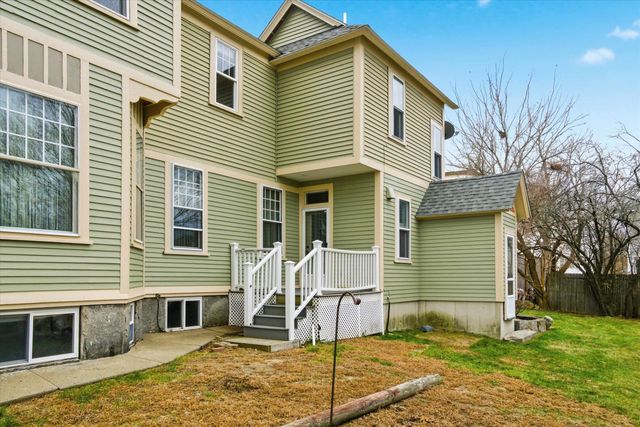 631 Lake Avenue, Manchester, NH 03103