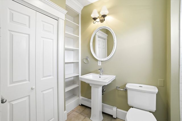 631 Lake Avenue, Manchester, NH 03103