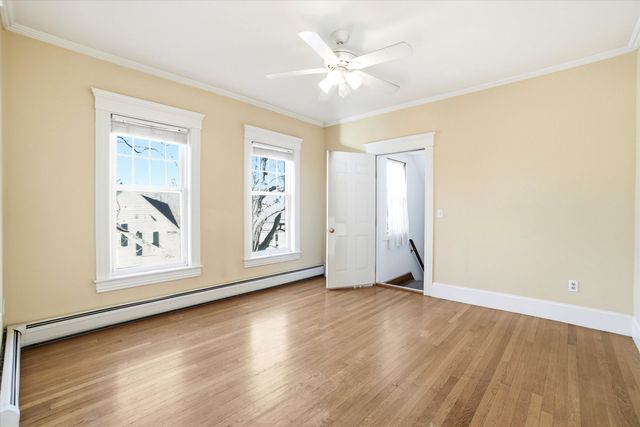 631 Lake Avenue, Manchester, NH 03103