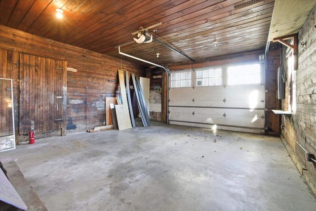 631 Lake Avenue, Manchester, NH 03103