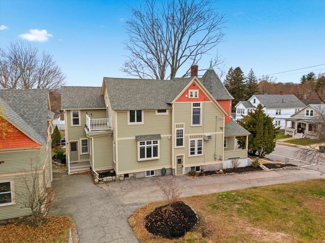 631 Lake Avenue, Manchester, NH 03103