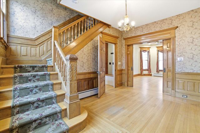 631 Lake Avenue, Manchester, NH 03103