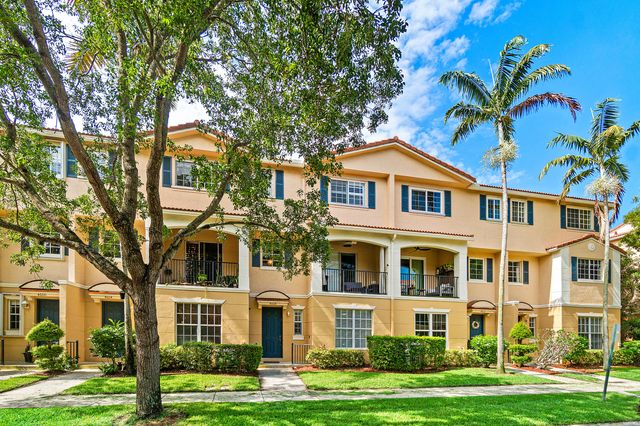 4608 Danson Way, Delray Beach, FL 33445