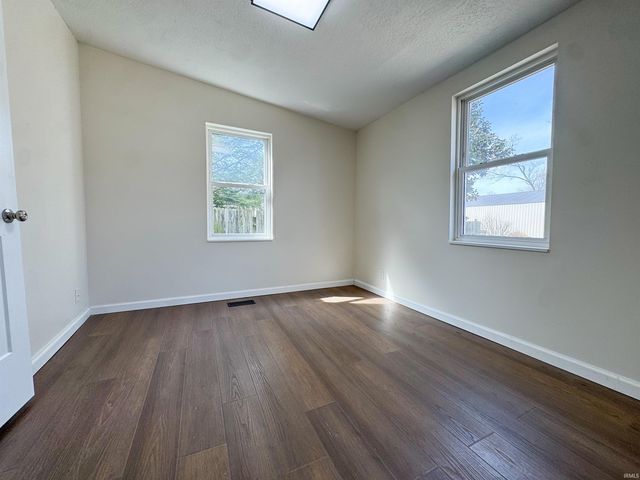 1420 Kimmel Road, Vincennes, IN 47591